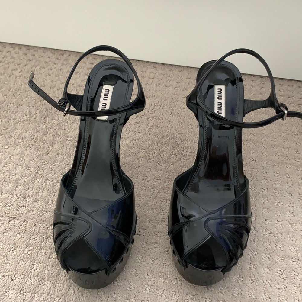 Miu Miu patent leather sandals
